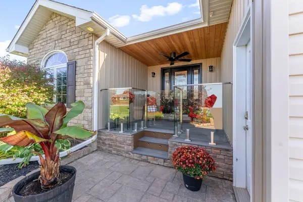 Whitewater Region, ON K0J 1C0,1 Fern Gully LN