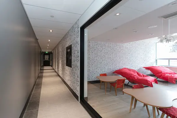 666 Spadina AVE #806, Toronto C01, ON M5S 2H8