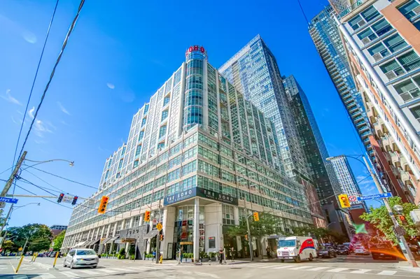 Toronto C01, ON M5V 3W9,350 Wellington ST W #M10