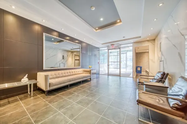 Toronto C01, ON M5V 3W9,350 Wellington ST W #M10