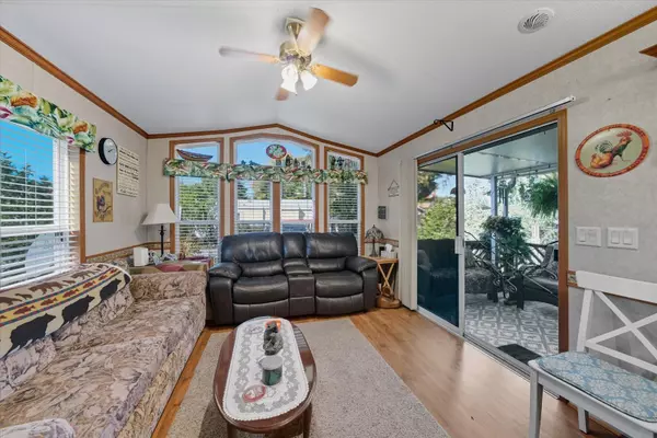 East Gwillimbury, ON L0G 1M0,21469 ON-48 N/A #Lot #1