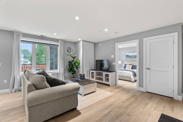 187 VICTORIA ST W #104, North Huron, ON N0G 2W0