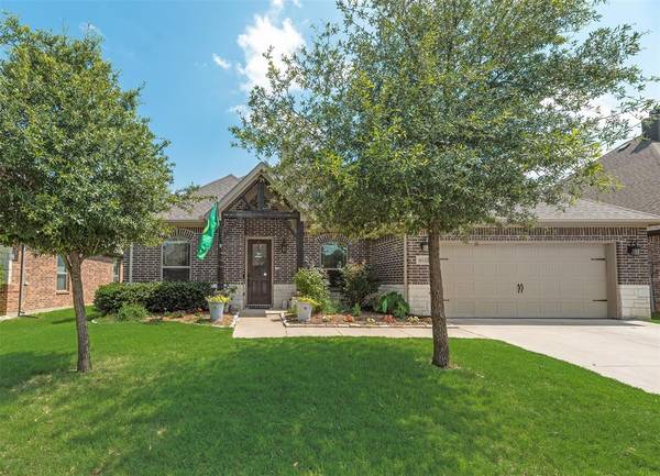 1612 Barrel Oak Drive,  Fort Worth,  TX 76028
