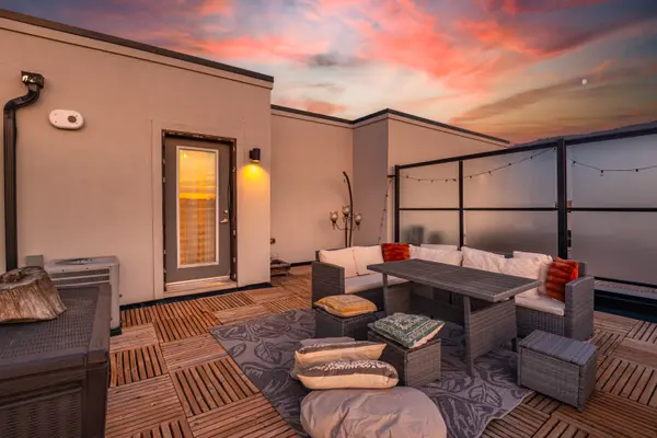 Aurora, ON L4G 3G5,600 Alex Gardner CIR #114