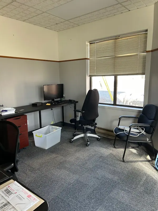 Westboro - Hampton Park, ON K1Z 5X9,666 Kirkwood AVE #100