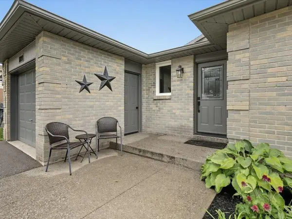 Cambridge, ON N3H 4Z8,1256 Avonlea RD