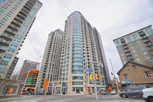 195 BESSERER ST #1704, Lower Town - Sandy Hill, ON K1N 0B6