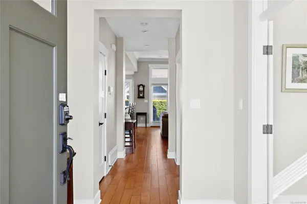 Qualicum Beach, BC V9K 2C1,5251 Island Hwy #29