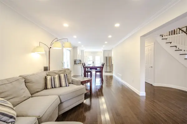 Mississauga, ON L5L 5E7,3356 Dovetail Mews