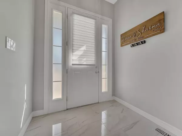 Kitchener, ON N2R 0N4,640 Florencedale CRES