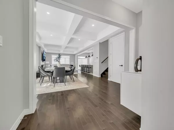 Kitchener, ON N2R 0N4,640 Florencedale CRES