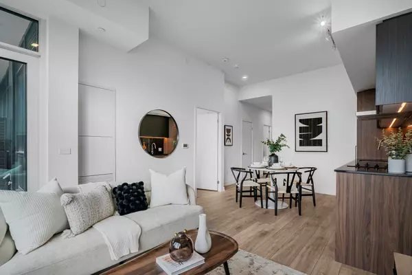 Toronto W05, ON M3K 0E4,1100 Sheppard AVE W #121