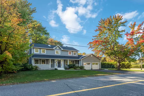 Tanglewood - Grenfell Glen - Pineglen, ON K2G 0C9,60 Vaan DR