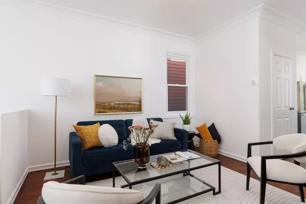 Toronto E01, ON M4L 3A6,419 RHODES AVE