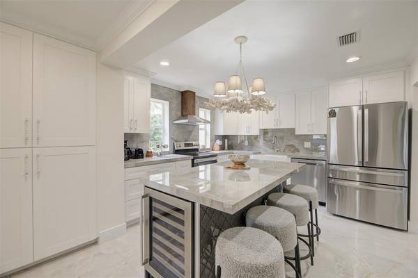 Lighthouse Point, FL 33064,4821 NE 28th Ave