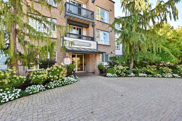 Collingwood, ON L9Y 5C7,750 Johnston Park AVE #3005