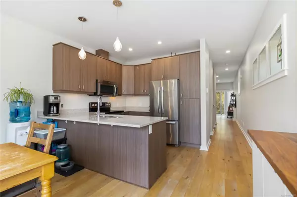 Langford, BC V9C 0E4,3381 Vision Way