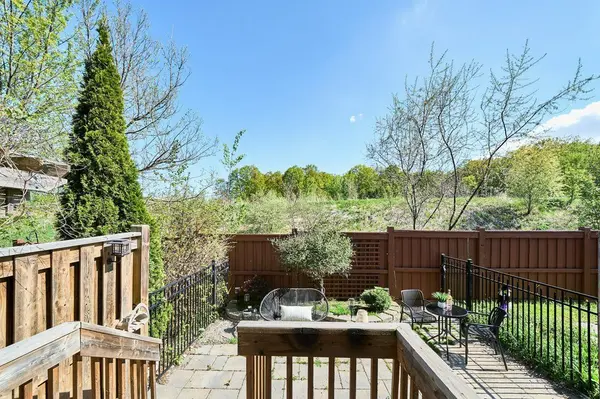 Newmarket, ON L3Y 0A7,360 Doak LN