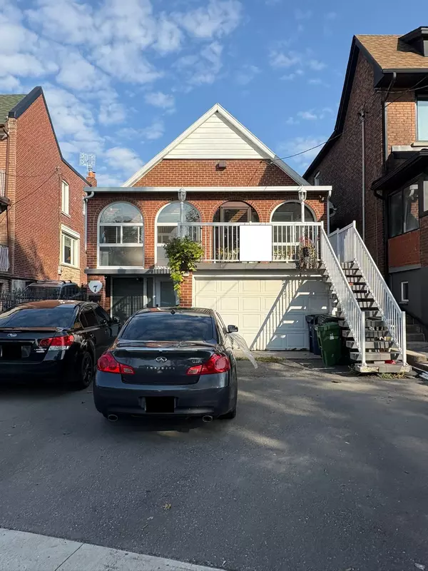 Toronto W03, ON M6H 3V6,7 Greenlaw AVE