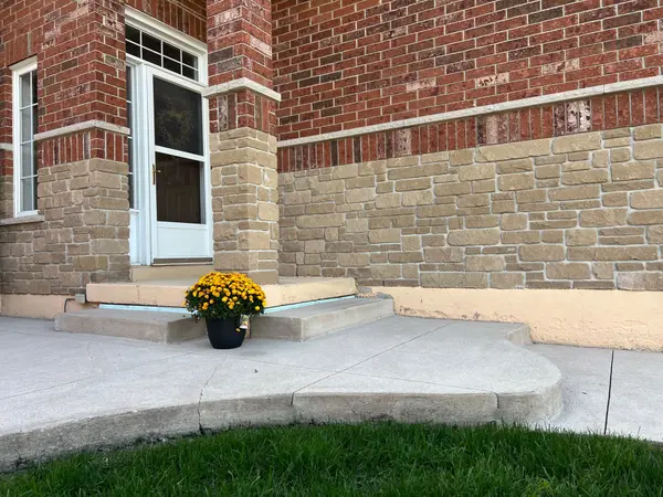 Barrie, ON L4N 8V1,49 Felt CRES