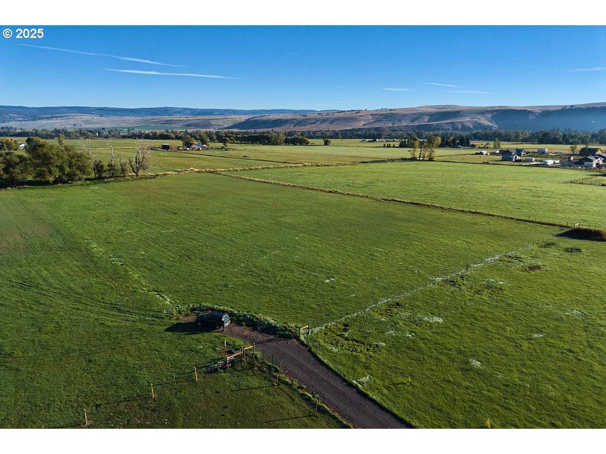 Wallowa, OR 97885,Upper Diamond Lane