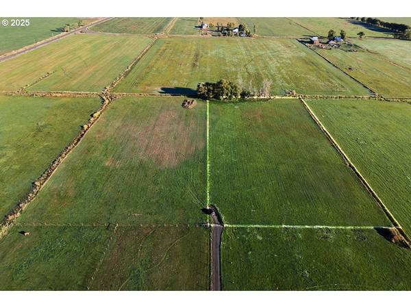 Wallowa, OR 97885,Upper Diamond Lane