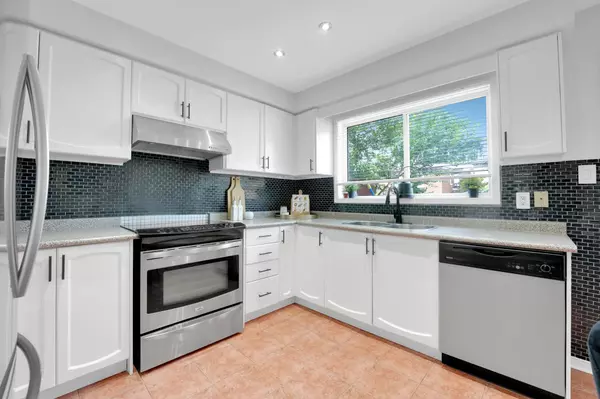 Toronto W02, ON M6P 4G6,134 Rankin CRES