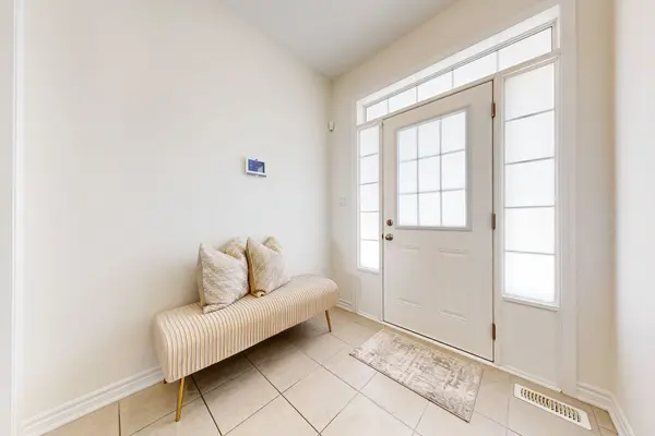 Whitby, ON L1P 0G3,15 Littlebeck CRES