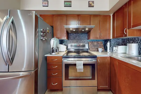 Toronto W01, ON M6K 1Y8,60 Joe Shuster WAY #310