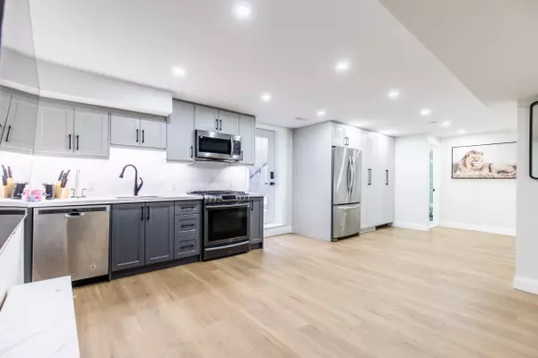 Niagara Falls, ON L2G 0H4,6544 SAM IORFIDA DR #bsmnt