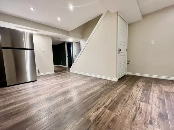 Niagara Falls, ON L2E 5W5,7253 Thornhill CRES #Lower