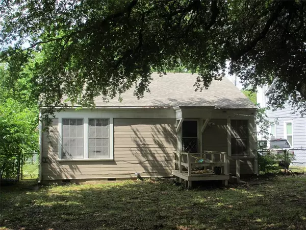 Hillsboro, TX 76645,106 CRAIG ST. Street