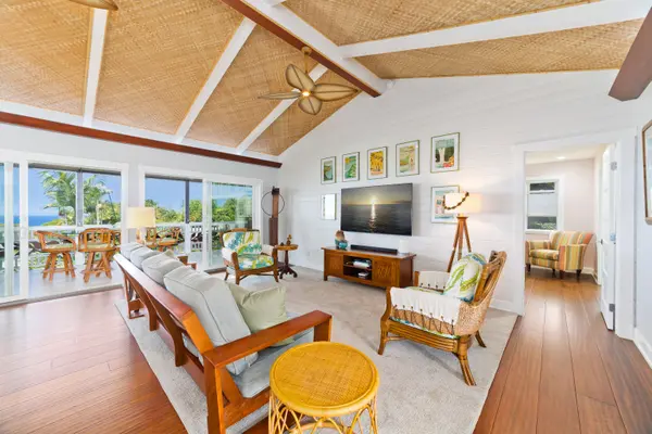 Kailua-kona, HI 96740,77-349 AINANANI ST