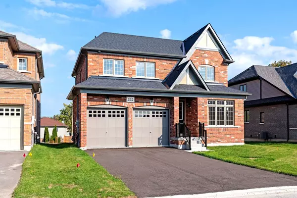 Clearview, ON L0M 1S0,252 Wilcox DR