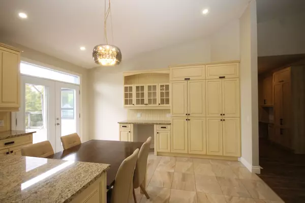 Whitewater Region, ON K0J 1Y0,4 Mineview RD