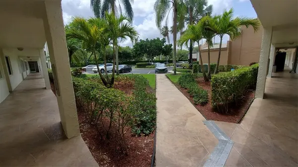 Fort Lauderdale, FL 33321,7717 Trent Dr #109