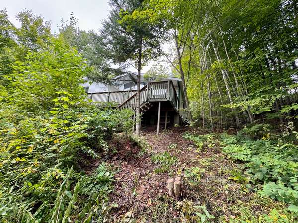 256 Elgin RD, Hastings Highlands, ON K0L 2K0