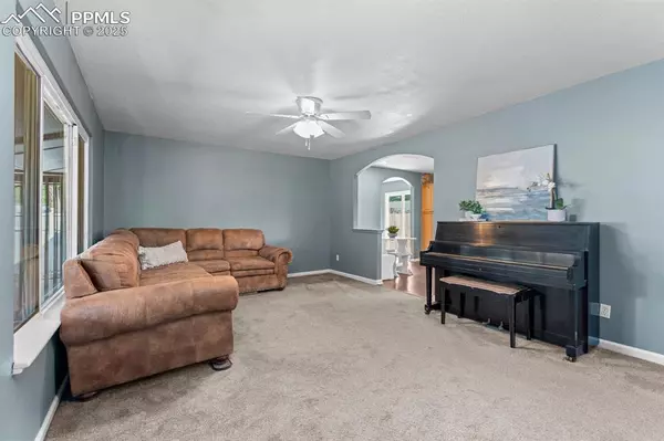 Colorado Springs, CO 80911,111 Grinnell ST