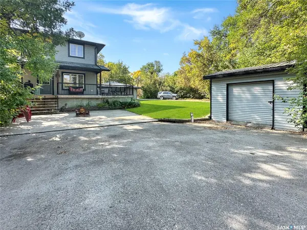 31C Smales CRESCENT, B-say-tah, SK S0G 1S0