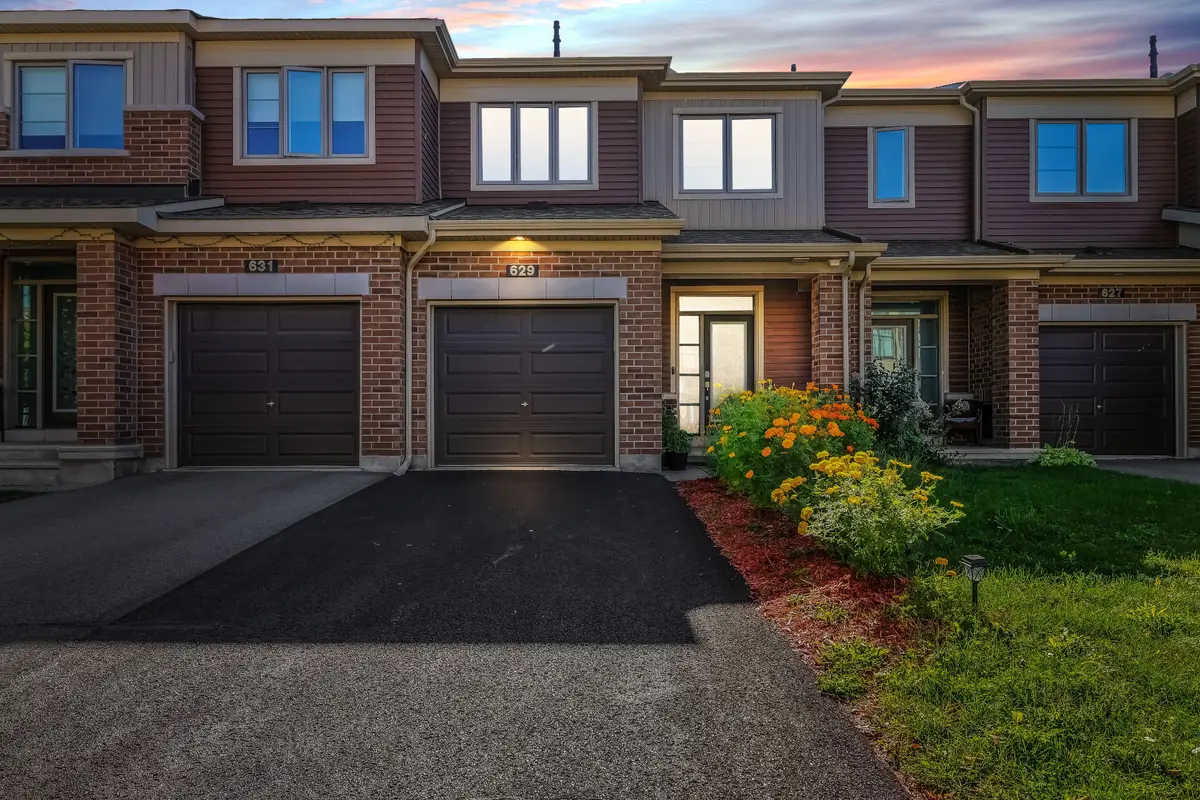 Barrhaven, ON K2J 6G9,629 Lauraleaf CRES