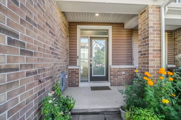 Barrhaven, ON K2J 6G9,629 Lauraleaf CRES