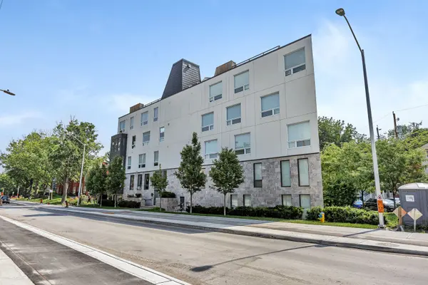 Glebe - Ottawa East And Area, ON K1S 5W6,150 Greenfield AVE #405