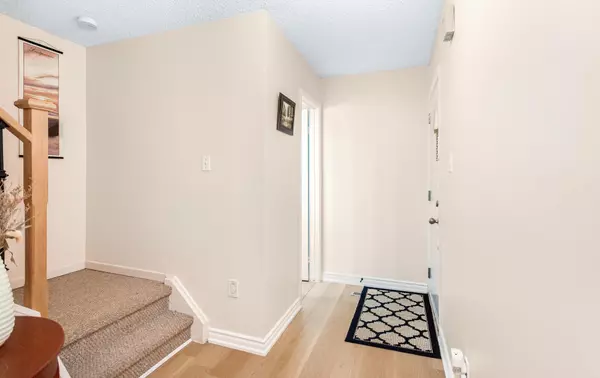 Brampton, ON L6V 3K4,42 Gilmore DR