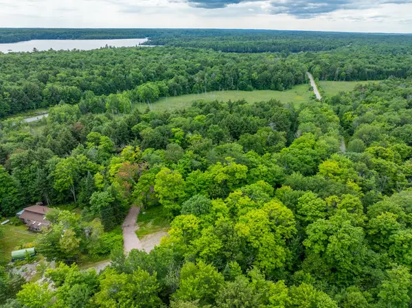 131 MOONWING RD, Magnetawan, ON P0A 1A0