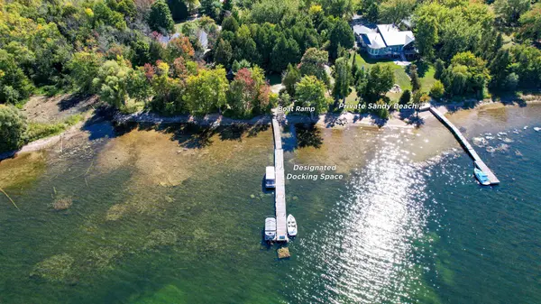 Rideau Lakes, ON K0G 1V0,8 Horace DR