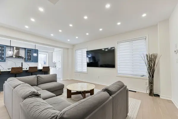 Whitby, ON L1P 0L4,80 Conarty CRES