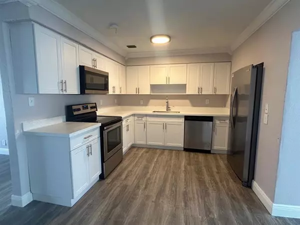 Hollywood, FL 33024,6830 Thomas St