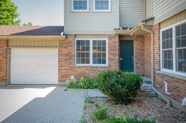 Waterloo, ON N2L 6J5,250 Keats WAY #8