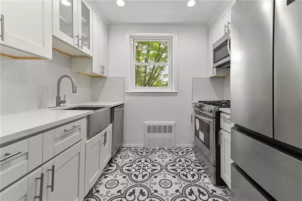 Kings, NY 11236,1021 East 87th ST #6B