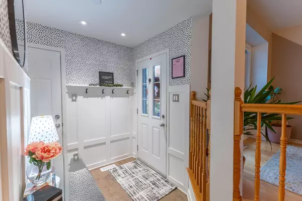 Orleans - Cumberland And Area, ON K4A 4S8,2341 Glandriel CRES